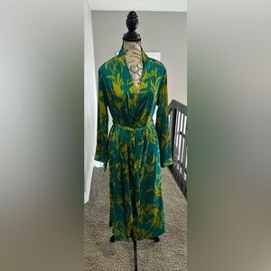 Stars Above Green & Yellow Floral Long Sleeve Kimono/Wrap/Cover/Dress - Size XS